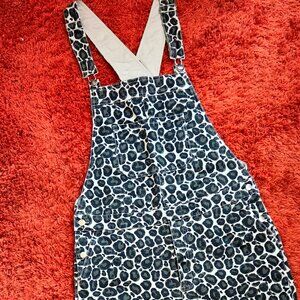 Women Leopard Wash Denim Shortalls – Size W34